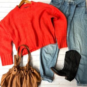 Like New - Lyla & Luxe loose fit sweater